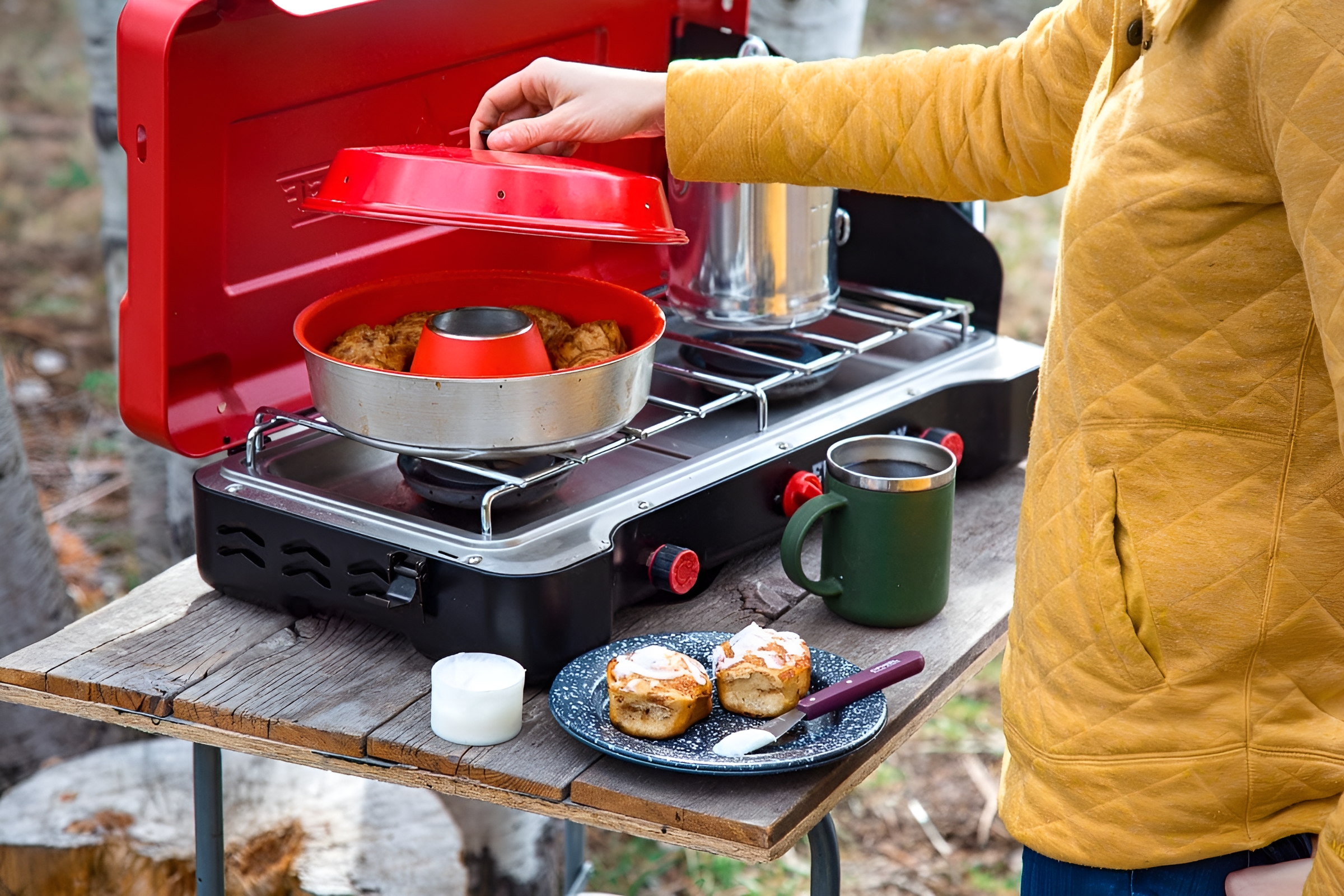 Make Outdoor Meals Easier With Camping Cookware